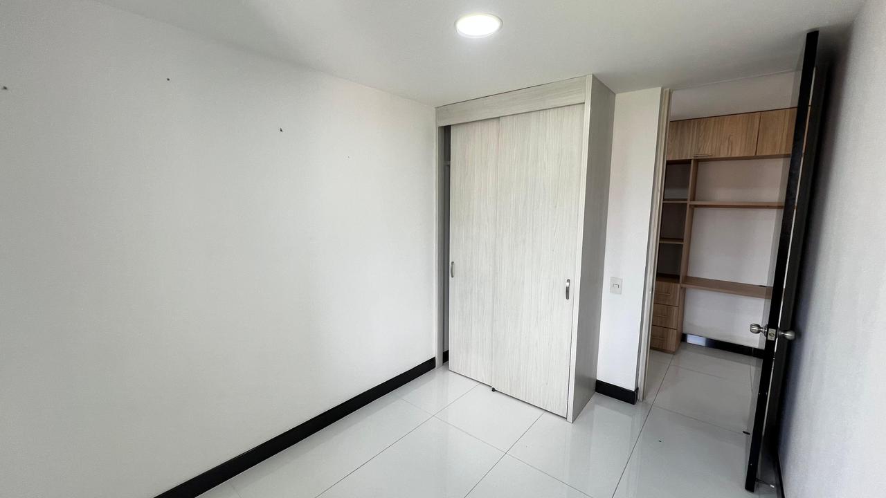 Apartamento en venta en Suramérica, Itagüí · foto 7 de 15