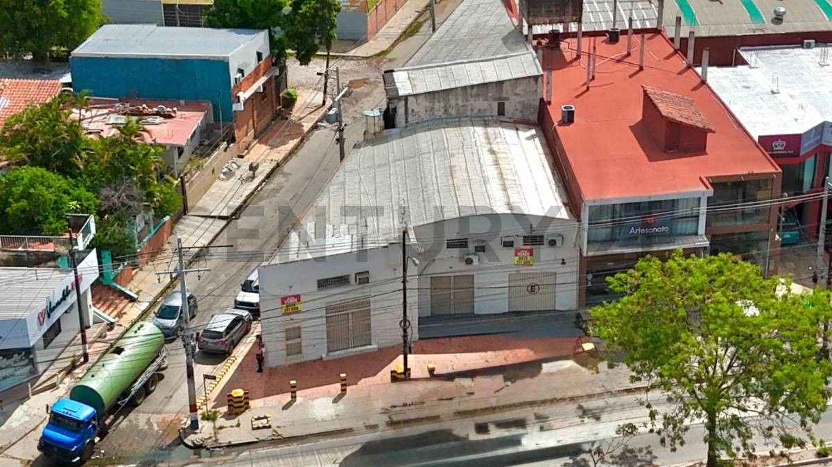 Depósito Comercial en Venta en Asunción, Zona Terminal - US$ 490.000. Excelente Ubicación sobre Avda. Fernando de la Mora y Cnel. Abrahan Schweitzer. — foto 2
