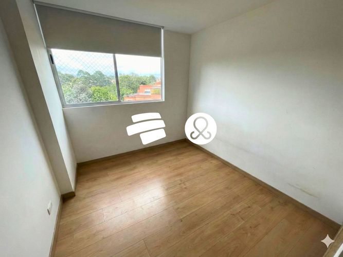 Apartamento de 2 alcobas en venta en Cuatro Esquinas, Rionegro, 68 m² · foto 8 de 19