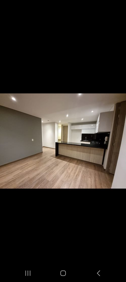 Apartamento de 2 alcobas en arriendo en Colina Campestre, Bogotá, 69 m² · foto 3 de 17