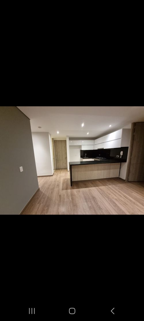 Apartamento de 2 alcobas en arriendo en Colina Campestre, Bogotá, 69 m² · foto 8 de 17