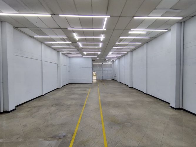 Bodega en arriendo en Camino Verde, Envigado, 267 m² · foto 2 de 18