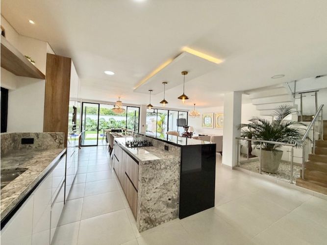 Casa de 4 alcobas en venta en Las Mercedes, Jamundí, 288 m² · foto 9 de 24