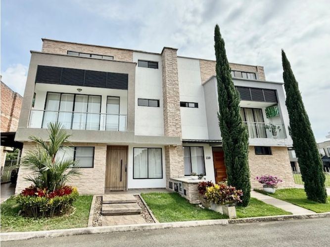 Casa de 4 alcobas en venta en Las Mercedes, Jamundí, 288 m² · foto 24 de 24