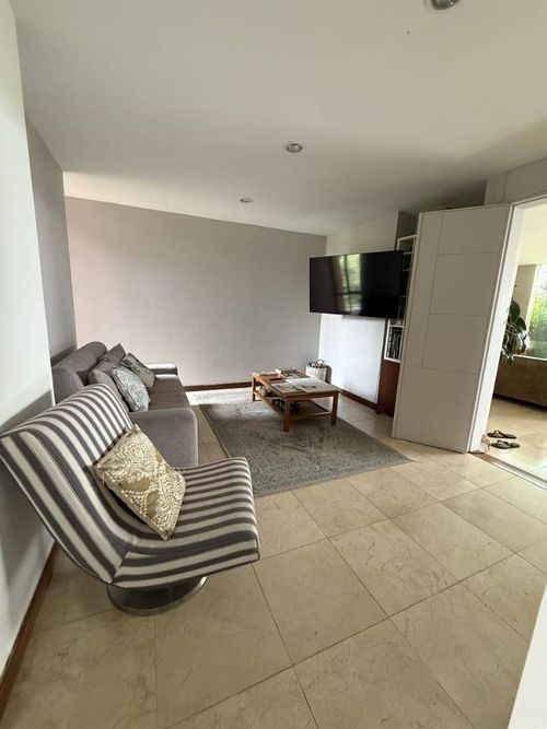 Apartamento en venta en Pance, Cali · foto 3 de 12