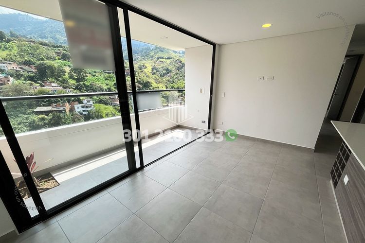 Apartamento de 3 alcobas en arriendo en Camino Verde, Envigado, 72 m² · foto 3 de 24