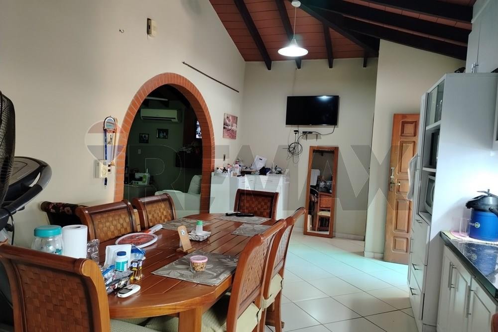 Vendo Residencia en San Lorenzo zona Florida     J.A. — foto 3