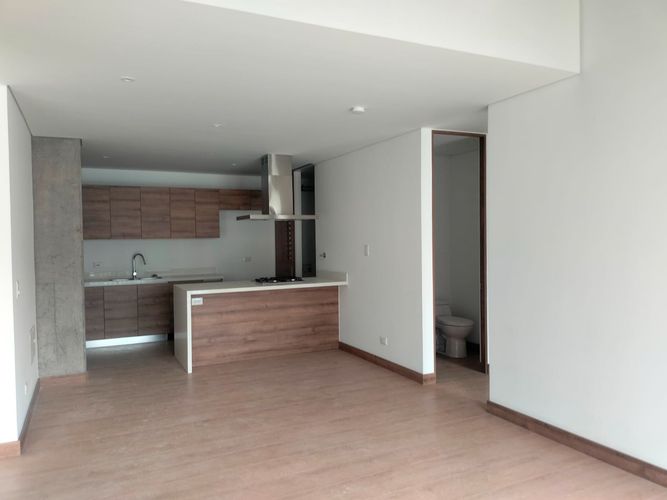 Apartamento de 2 alcobas en arriendo en Simesa, Medellín, 94 m² · foto 9 de 16