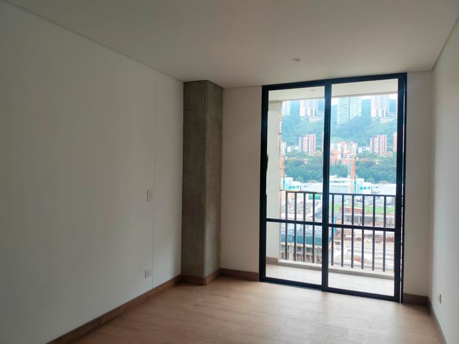 Apartamento de 2 alcobas en arriendo en Simesa, Medellín, 94 m² · foto 4 de 16