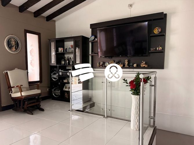 Casa de 4 alcobas en venta en La Ceja, 166 m² · foto 8 de 9