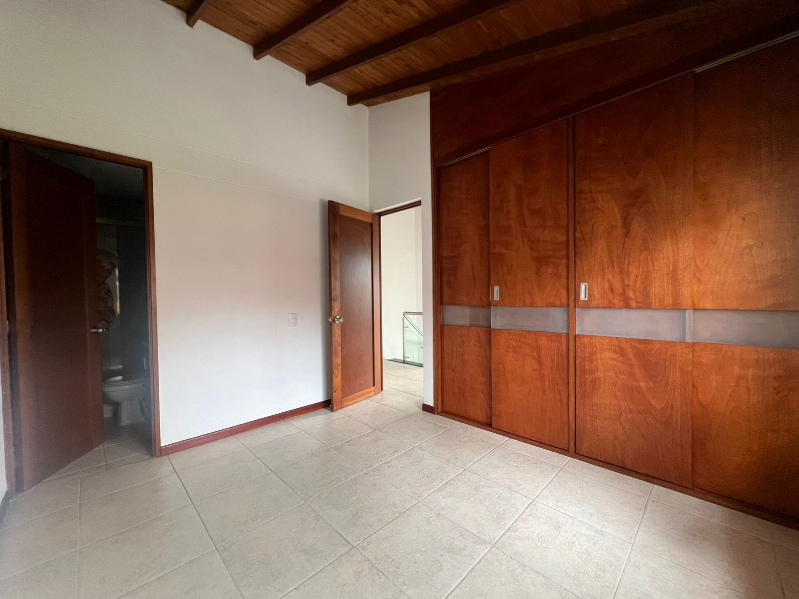 Casa en arriendo en Las Vegas, Envigado · foto 15 de 19