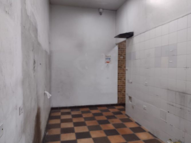 Local en arriendo en El Poblado, Medellín, 28 m² · foto 7 de 8