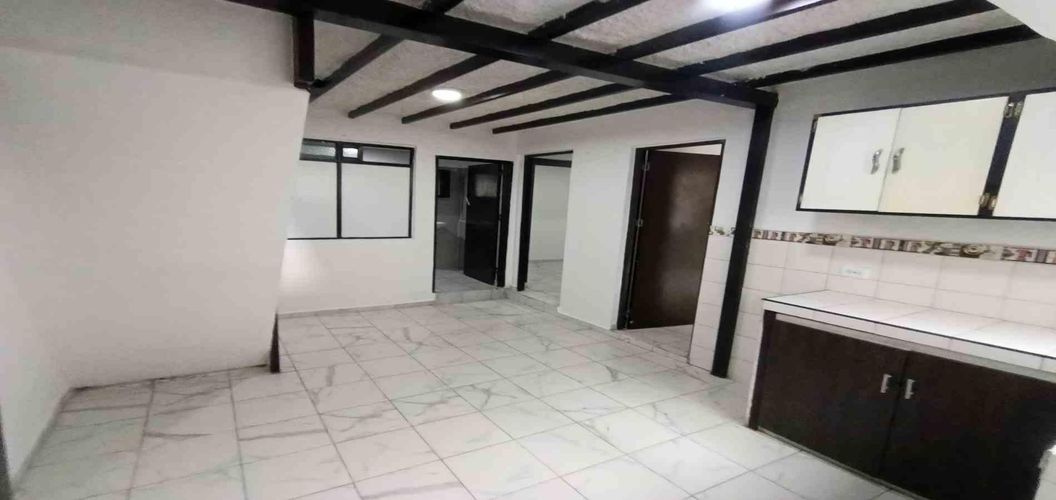 Edificio en venta en Liborio, Manizales, 546 m² · foto 2 de 17