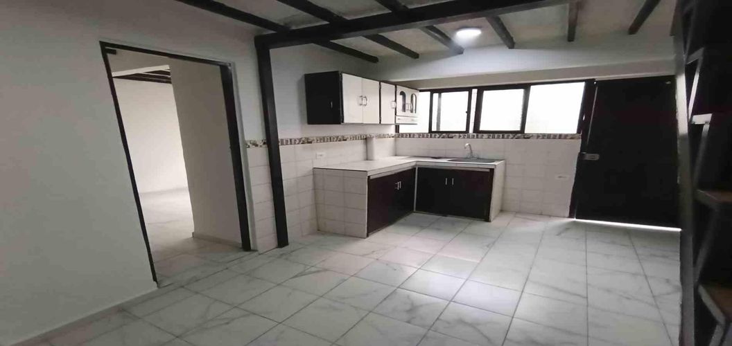 Edificio en venta en Liborio, Manizales, 546 m² · foto 3 de 17