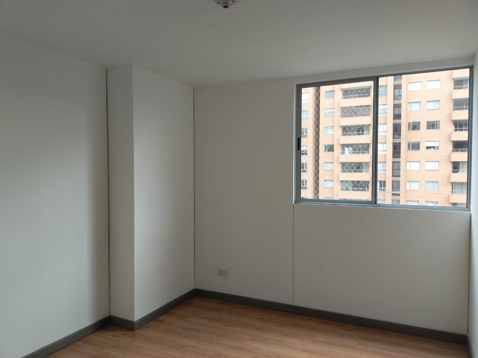 Apartamento en arriendo en El Poblado, Medellín · foto 8 de 14