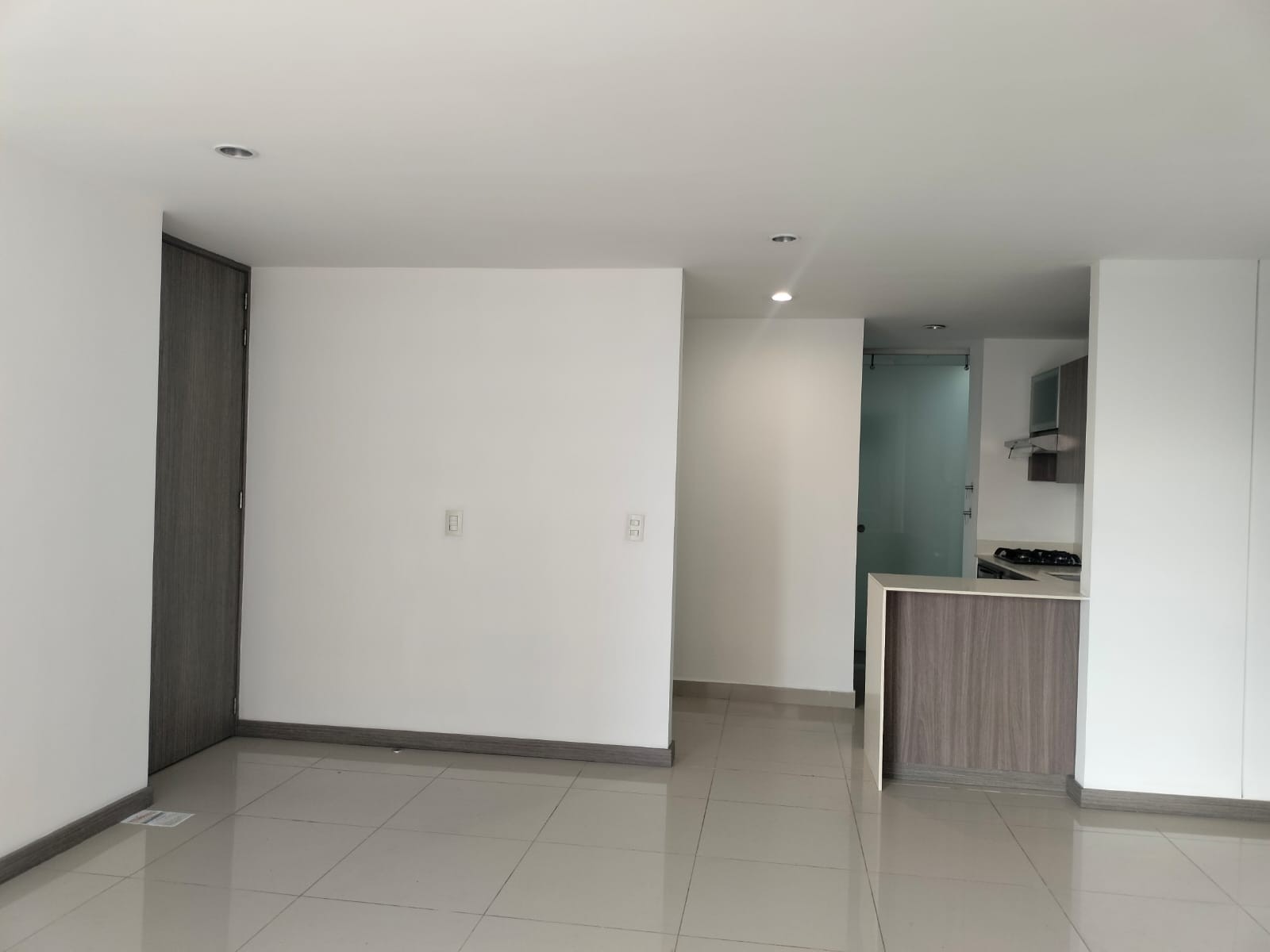 Apartamento en arriendo en El Poblado, Medellín · foto 7 de 14