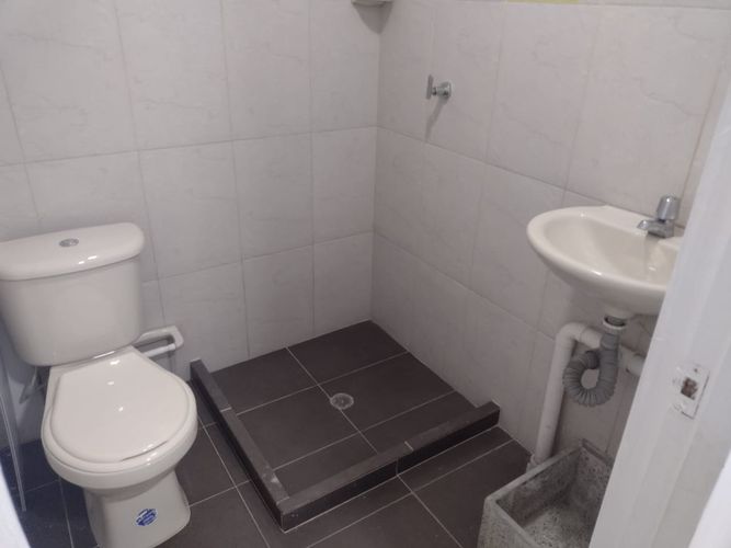Local en arriendo en Conquistadores, Medellín, 33 m² · foto 4 de 8