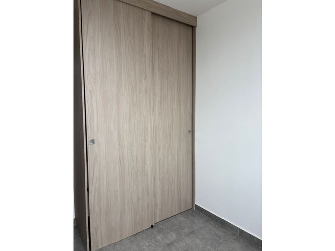 Apartamento de 3 alcobas en venta en Alto Del Medio, Rionegro, 57 m² · foto 7 de 15