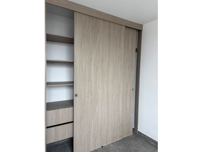 Apartamento de 3 alcobas en venta en Alto Del Medio, Rionegro, 57 m² · foto 9 de 15