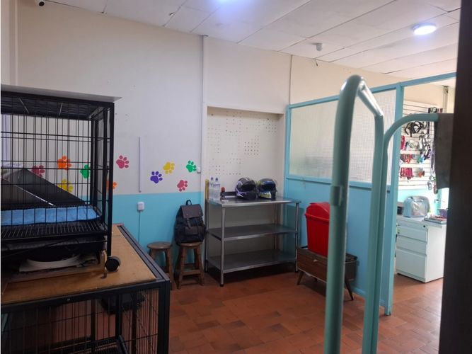 Local en venta en Los Colores, Medellín, 33 m² · foto 6 de 9