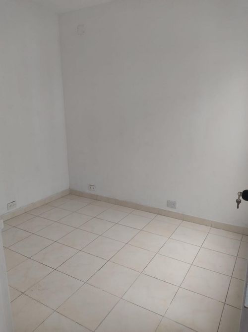 Casa de 8 alcobas en venta en El Poblado I, Cali, 60 m² · foto 11 de 24