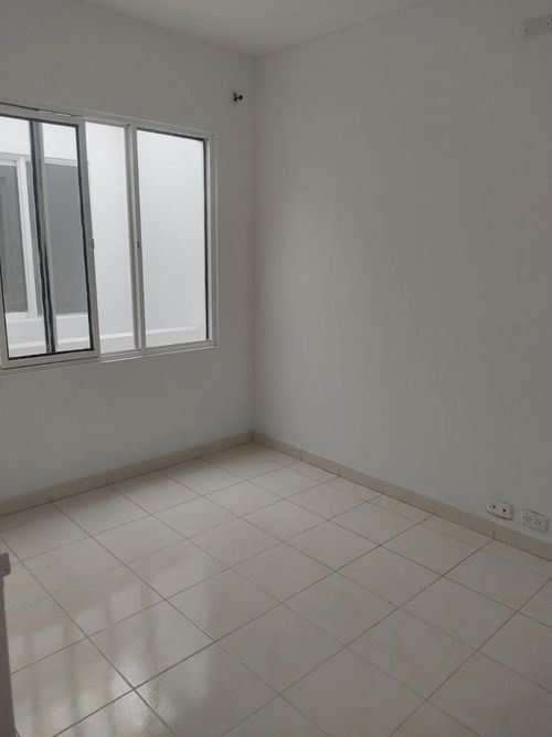Casa de 8 alcobas en venta en El Poblado I, Cali, 60 m² · foto 14 de 24