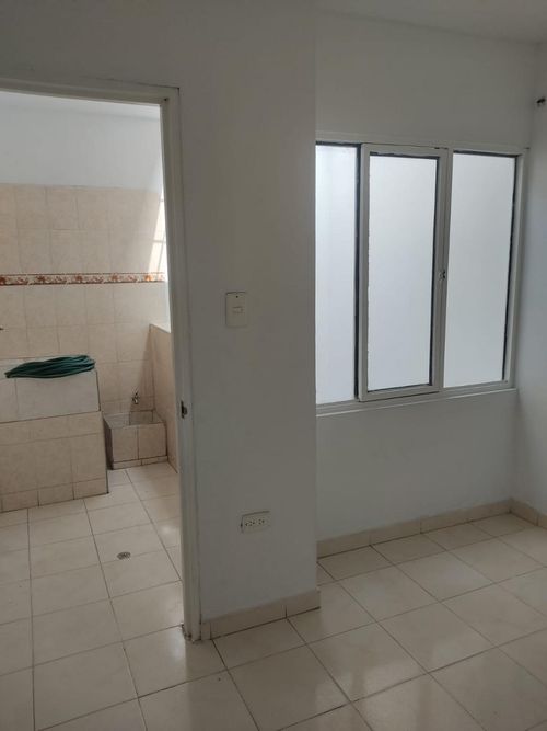 Casa de 8 alcobas en venta en El Poblado I, Cali, 60 m² · foto 15 de 24