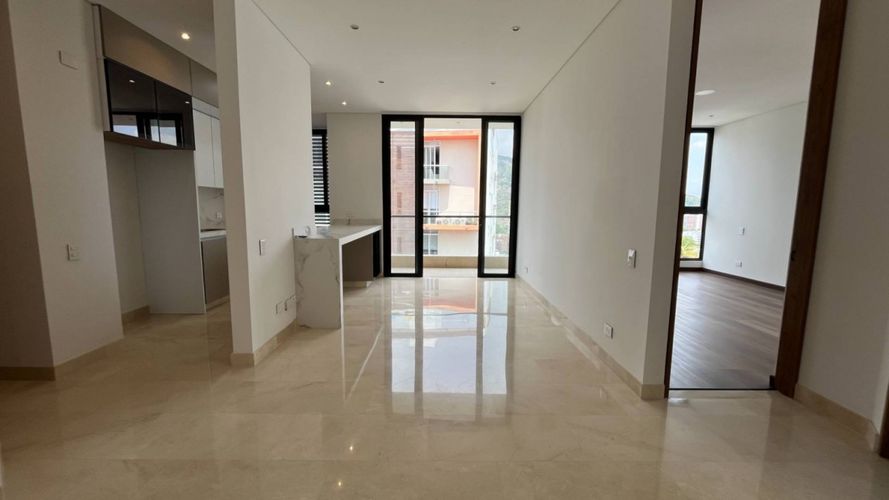 Apartamento de 1 alcoba en venta en Arboledas, Cali, 66 m² · foto 3 de 17