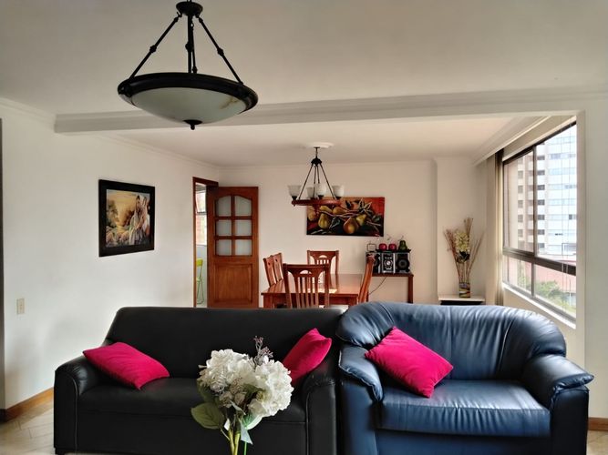 Apartamento en venta en El Poblado, Medellín · foto 3 de 19