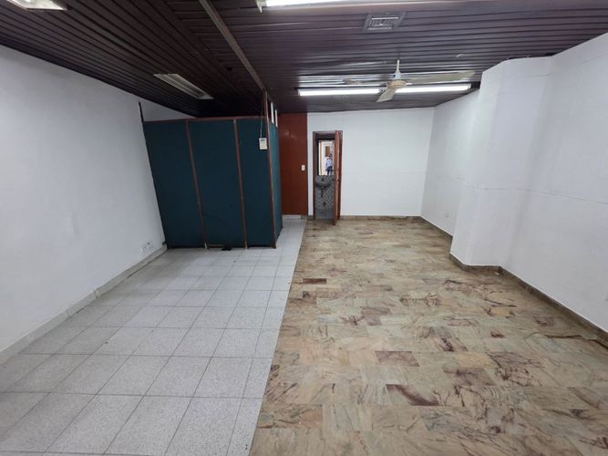 Local en arriendo en San Pedro, Cali, 30 m² · foto 2 de 7