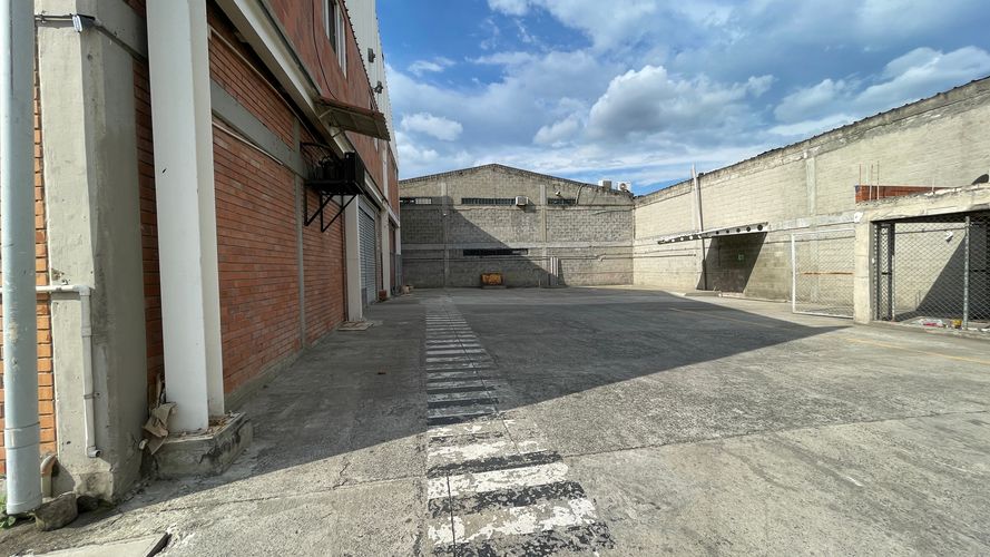 Bodega en arriendo en Arroyohondo, Yumbo, 2000 m² · foto 11 de 24