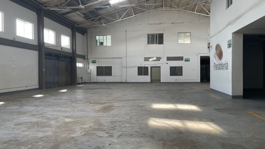 Bodega en arriendo en Arroyohondo, Yumbo, 2000 m² · foto 20 de 24