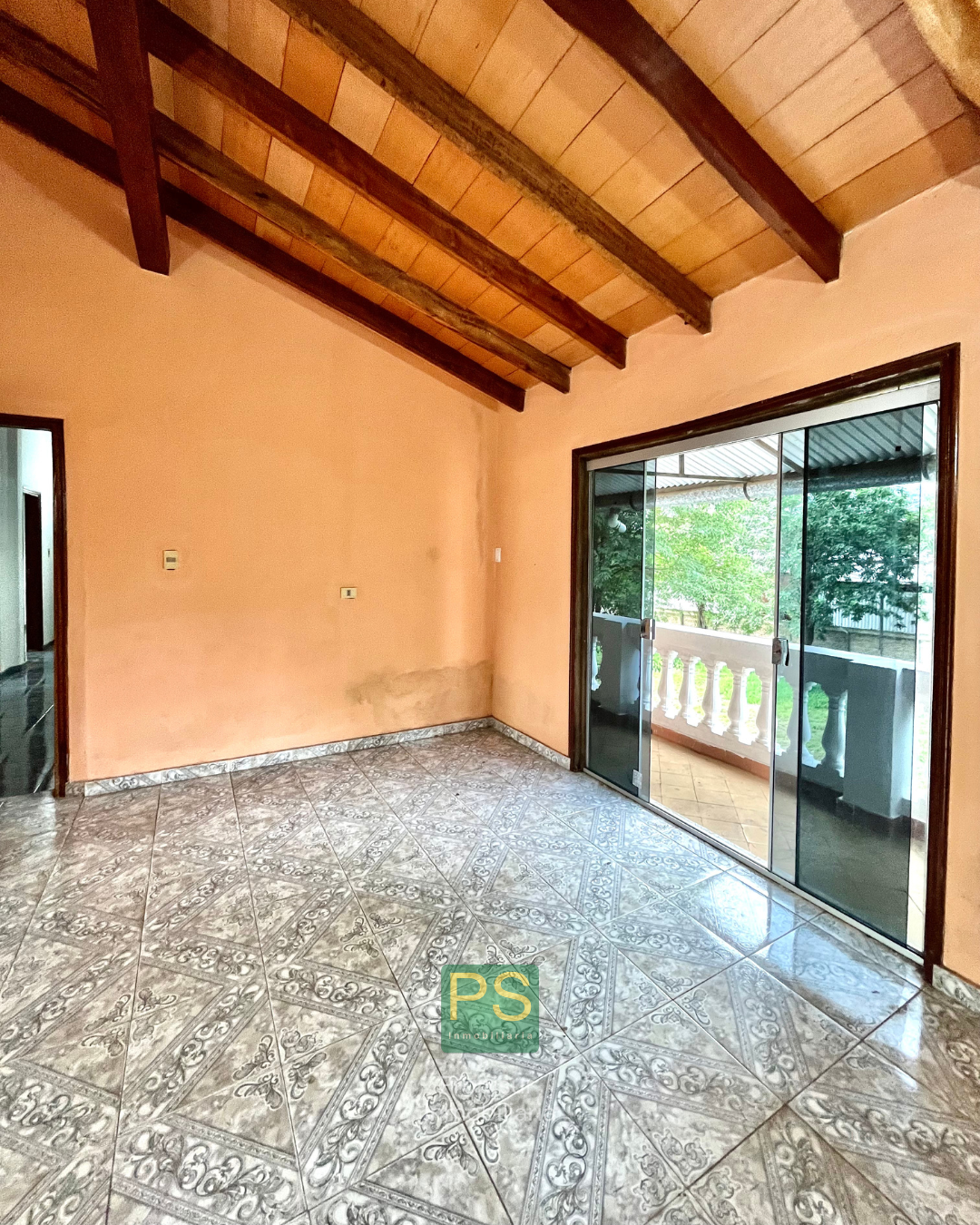 HERMOSO DPTO EN MARIANO ROQUE ALONSO — foto 3