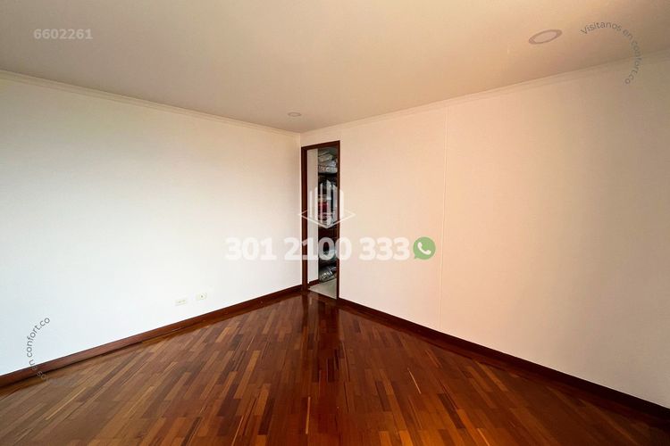 Apartamento de 3 alcobas en arriendo en El Tesoro, Medellín, 198 m² · foto 12 de 24