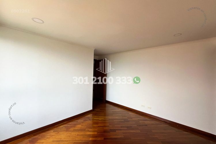 Apartamento de 3 alcobas en arriendo en El Tesoro, Medellín, 198 m² · foto 13 de 24