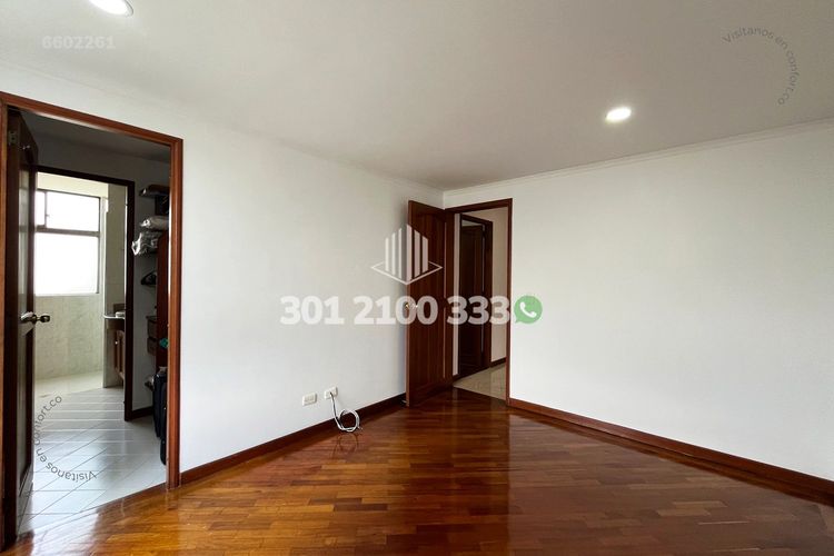 Apartamento de 3 alcobas en arriendo en El Tesoro, Medellín, 198 m² · foto 19 de 24