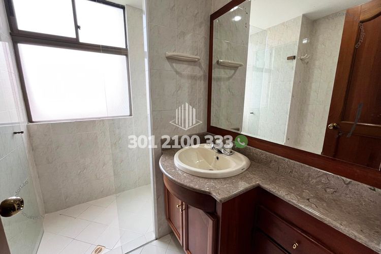 Apartamento de 3 alcobas en arriendo en El Tesoro, Medellín, 198 m² · foto 21 de 24