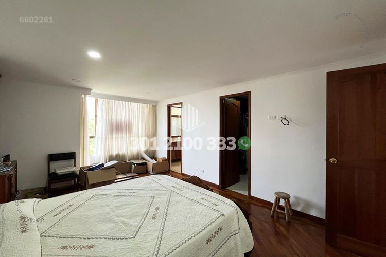 Apartamento de 3 alcobas en arriendo en El Tesoro, Medellín, 198 m² · foto 23 de 24