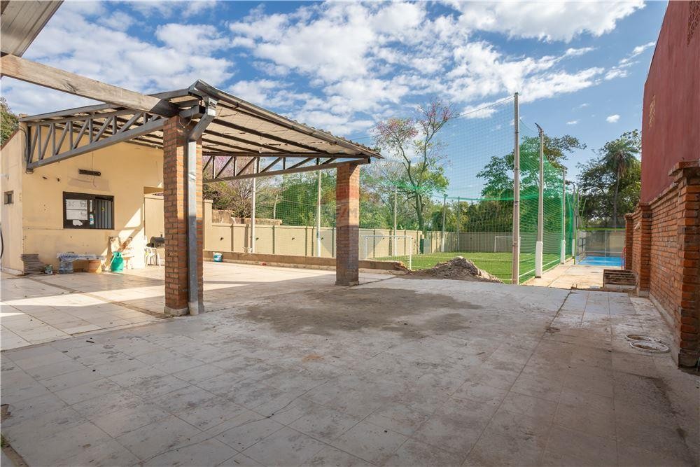 VENDO Terreno de 2.050m2 amurallado en Lambaré — foto 2