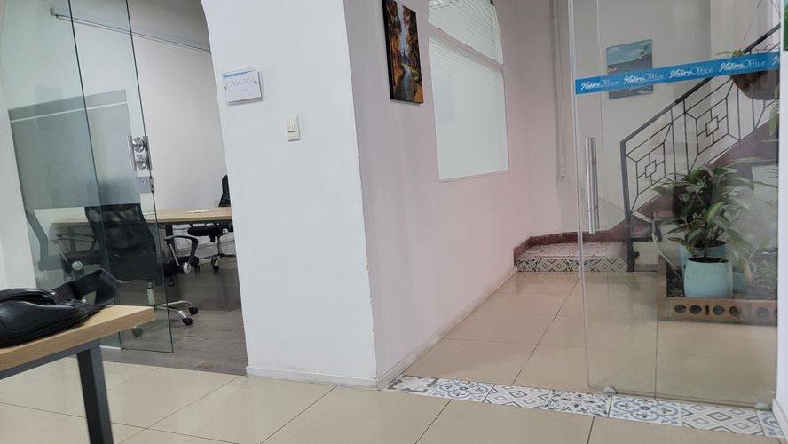 Casa de 11 alcobas en venta en Centenario, Cali, 320 m² · foto 13 de 24