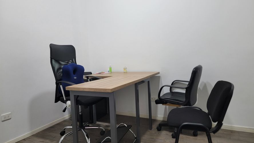 Casa de 11 alcobas en venta en Centenario, Cali, 320 m² · foto 21 de 24