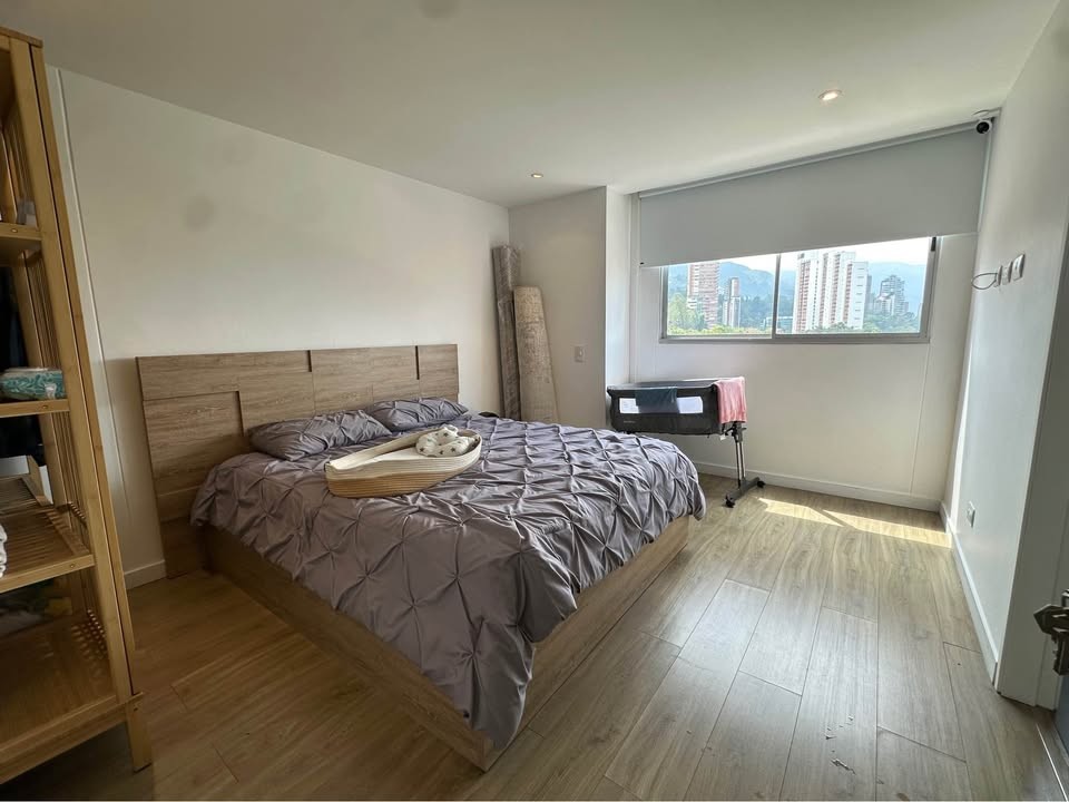 Apartamento en arriendo en El Tesoro, Medellín · foto 7 de 10