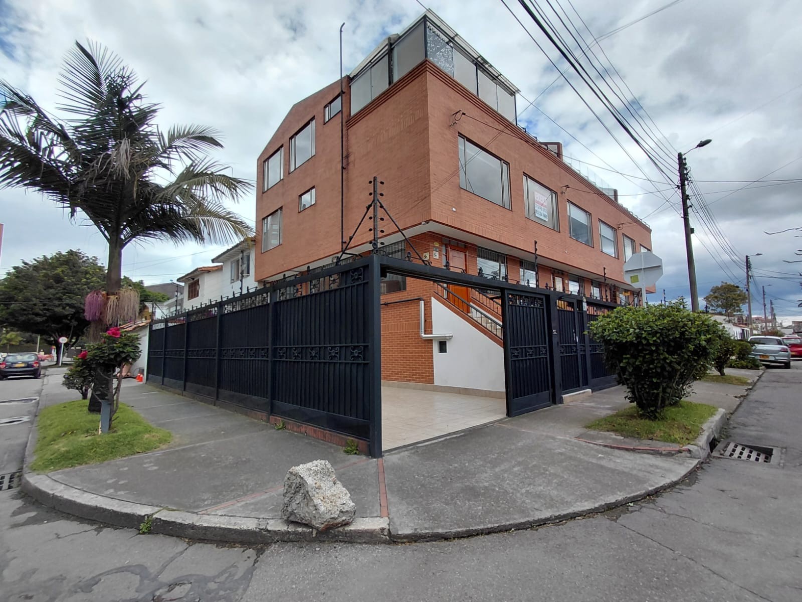 Casa en venta en Las Villas, Bogotá · foto 7 de 24