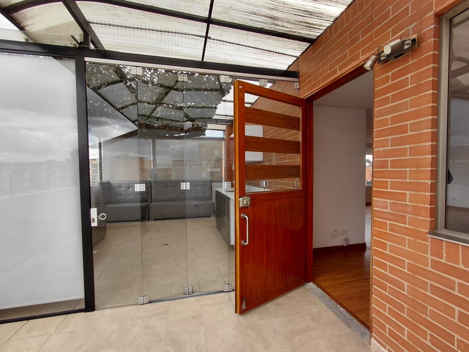 Casa en venta en Las Villas, Bogotá · foto 2 de 24