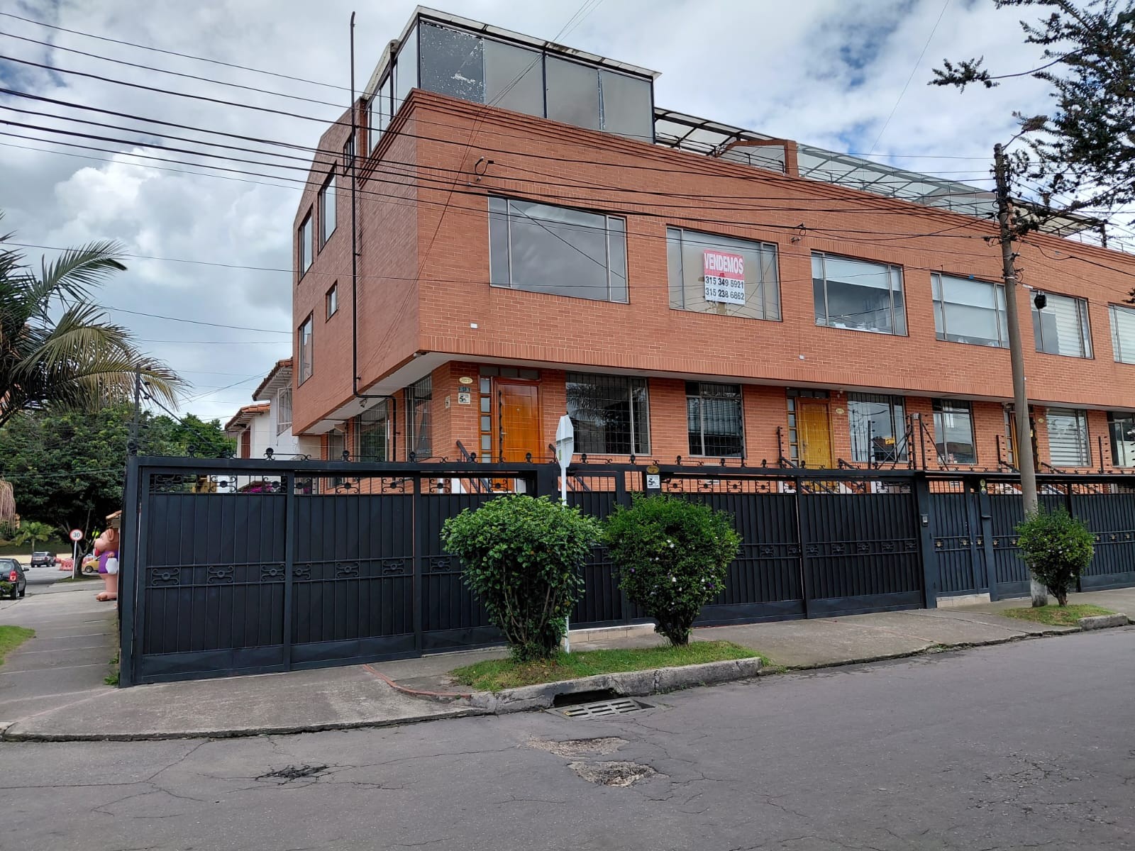 Casa en venta en Las Villas, Bogotá · foto 9 de 24