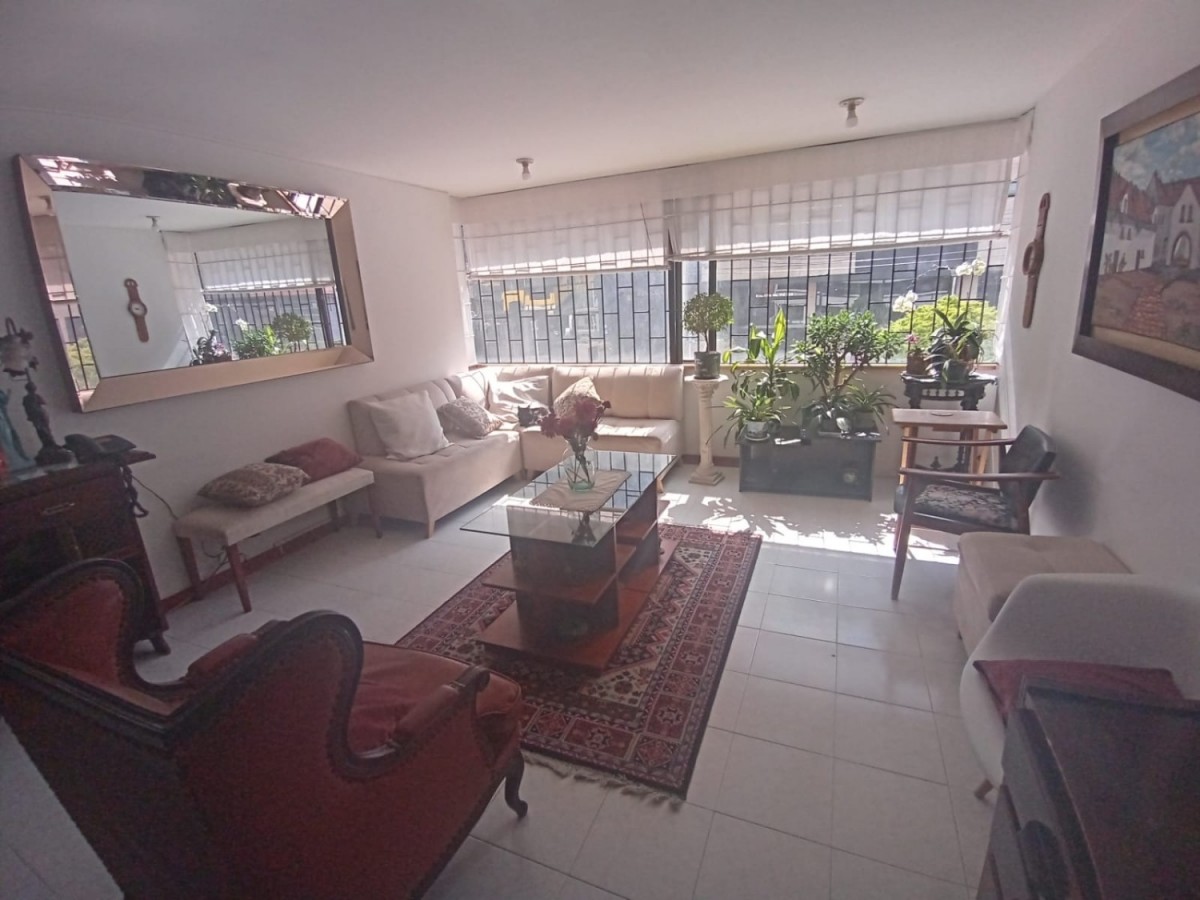 Apartamento en venta en Santa Barbara, Bogotá · foto 10 de 18