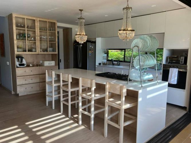 Casa de 2 alcobas en venta en Llano Grande, Rionegro, 215 m² · foto 3 de 18