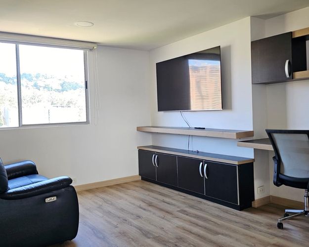 Apartamento de 3 alcobas en venta en El Poblado, Medellín, 165 m² · foto 12 de 14