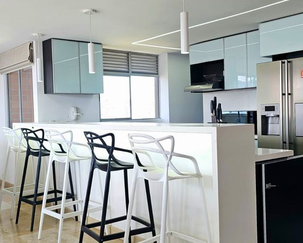 Apartamento de 3 alcobas en venta en El Poblado, Medellín, 165 m² · foto 6 de 14