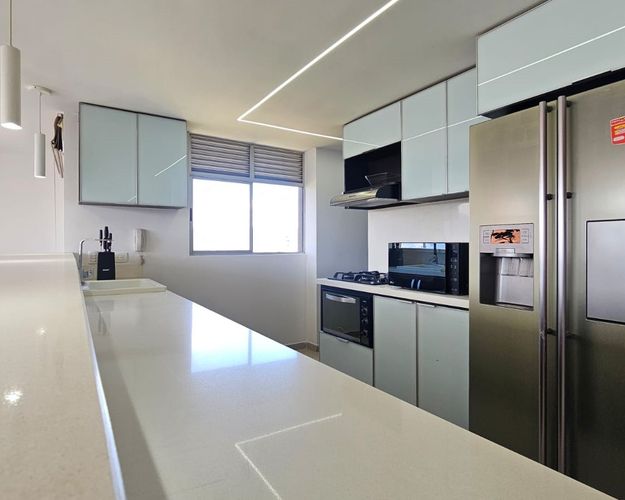 Apartamento de 3 alcobas en venta en El Poblado, Medellín, 165 m² · foto 5 de 14